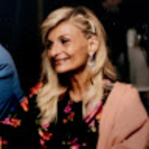 Meet your Posher, Mcristina - Picture 1 of 1